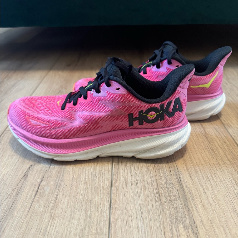 Hoka Clifton 9